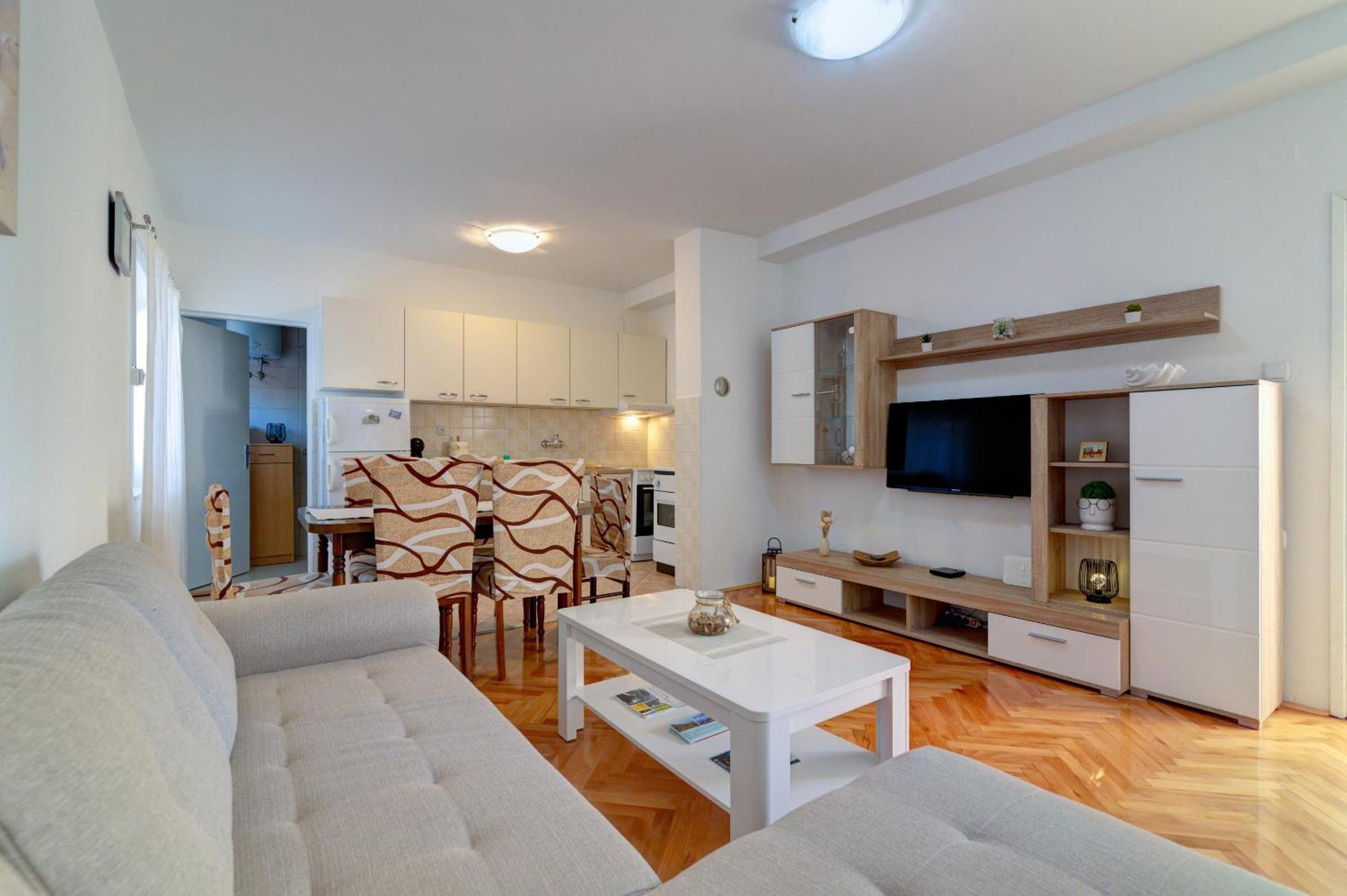 Apartment Marta Senj  Bagian luar foto